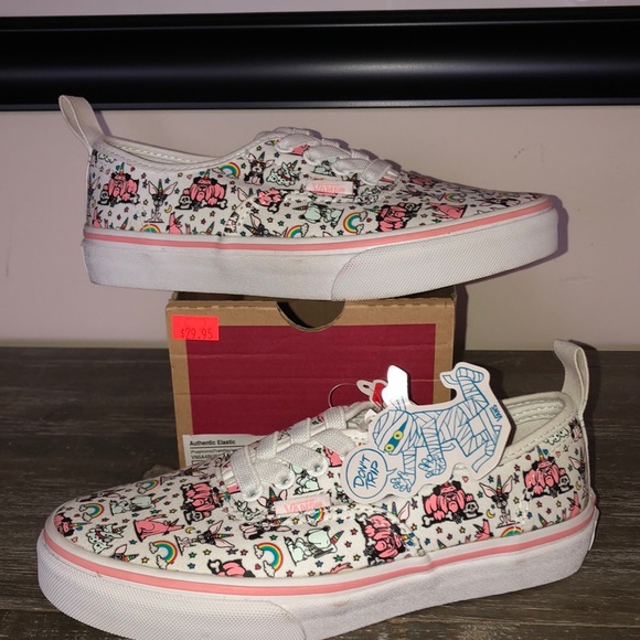 Vans Other - Vans Authentic elastic puppy or a